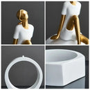 Escultura Decorativa Menina Leitora em Resina