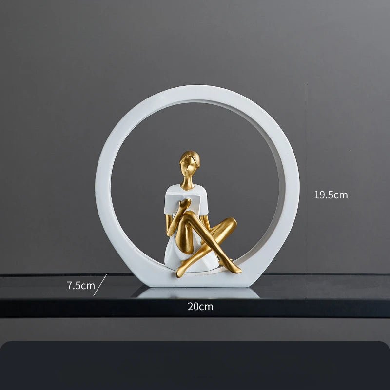 Escultura Decorativa Menina Leitora em Resina